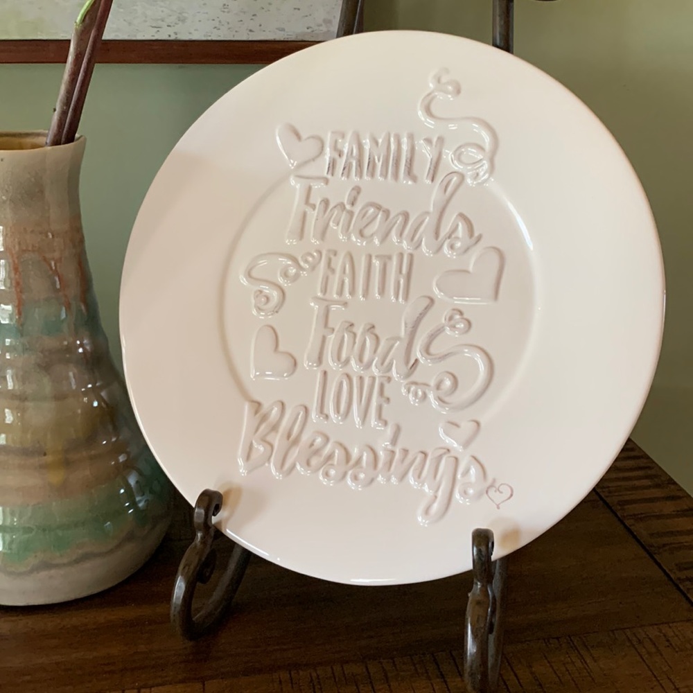 Precious Moments Family Blessings Plate Love Faith